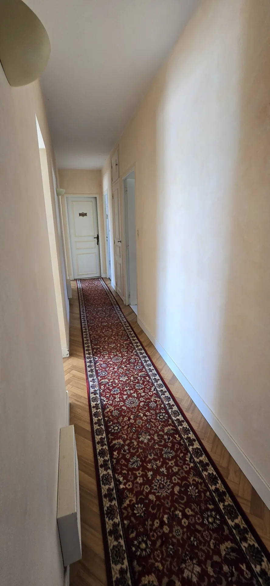 Maison de plain-pied avec vue imprenable sur la vallée près de Blois et Vendôme 
