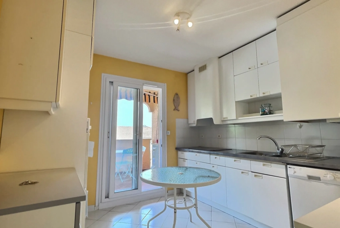 Appartement 5 pièces avec vue dégagée à Costebelle, Hyères 