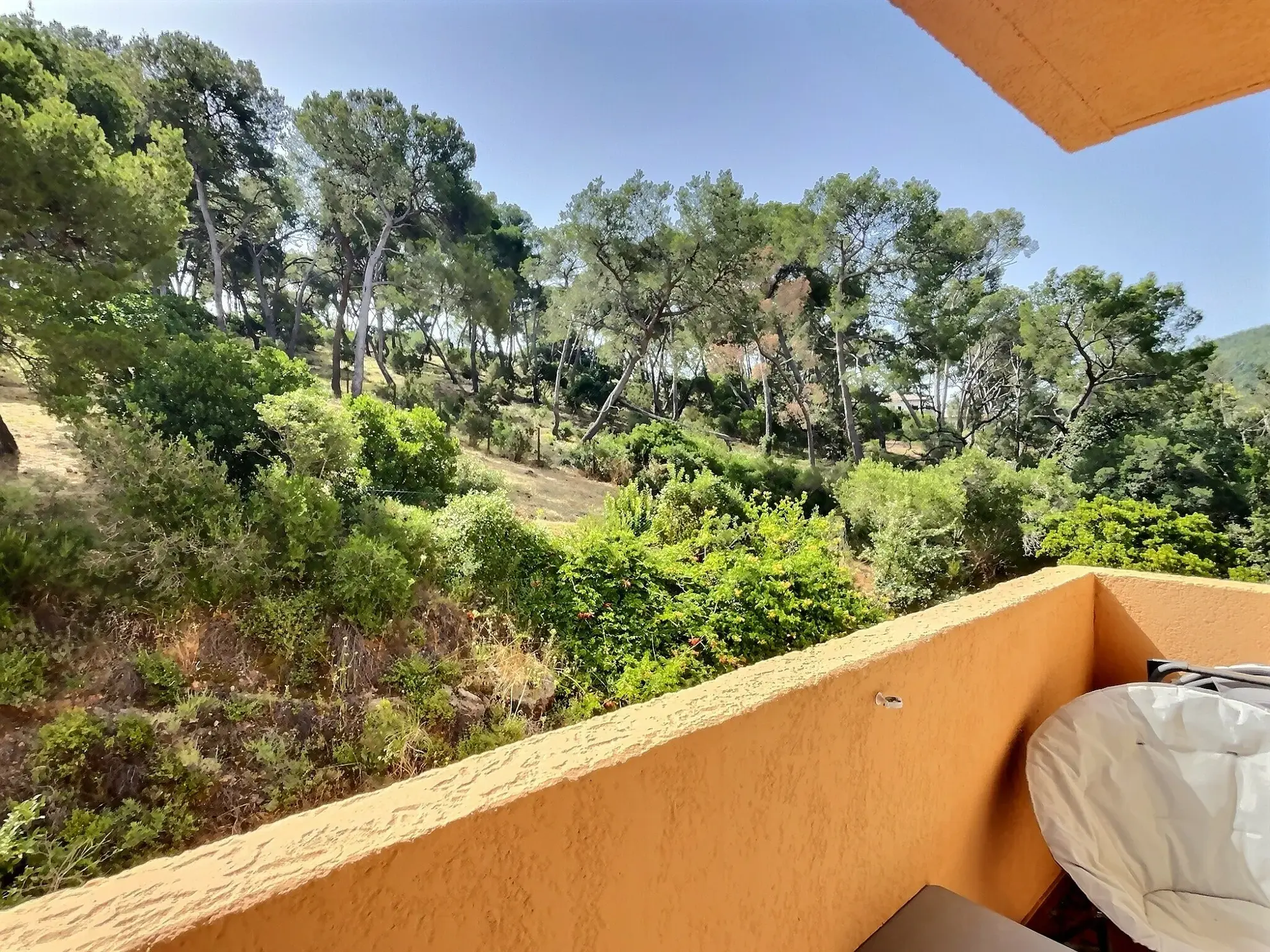 Appartement 5 pièces avec vue dégagée à Costebelle, Hyères 