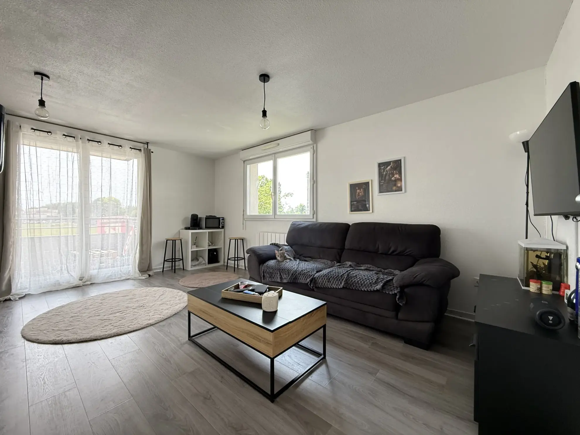 Appartement T2 rénové avec parking privé et balcon à Montigny-en-Gohelle 