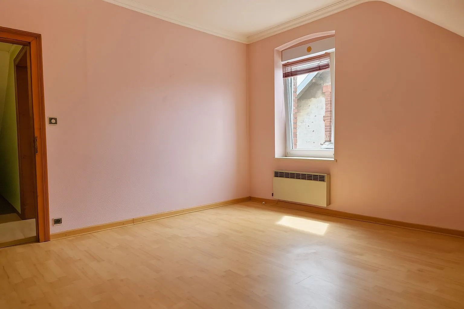 Maison mitoyenne de 70 m² à Aumetz proche Luxembourg, prêt à habiter 