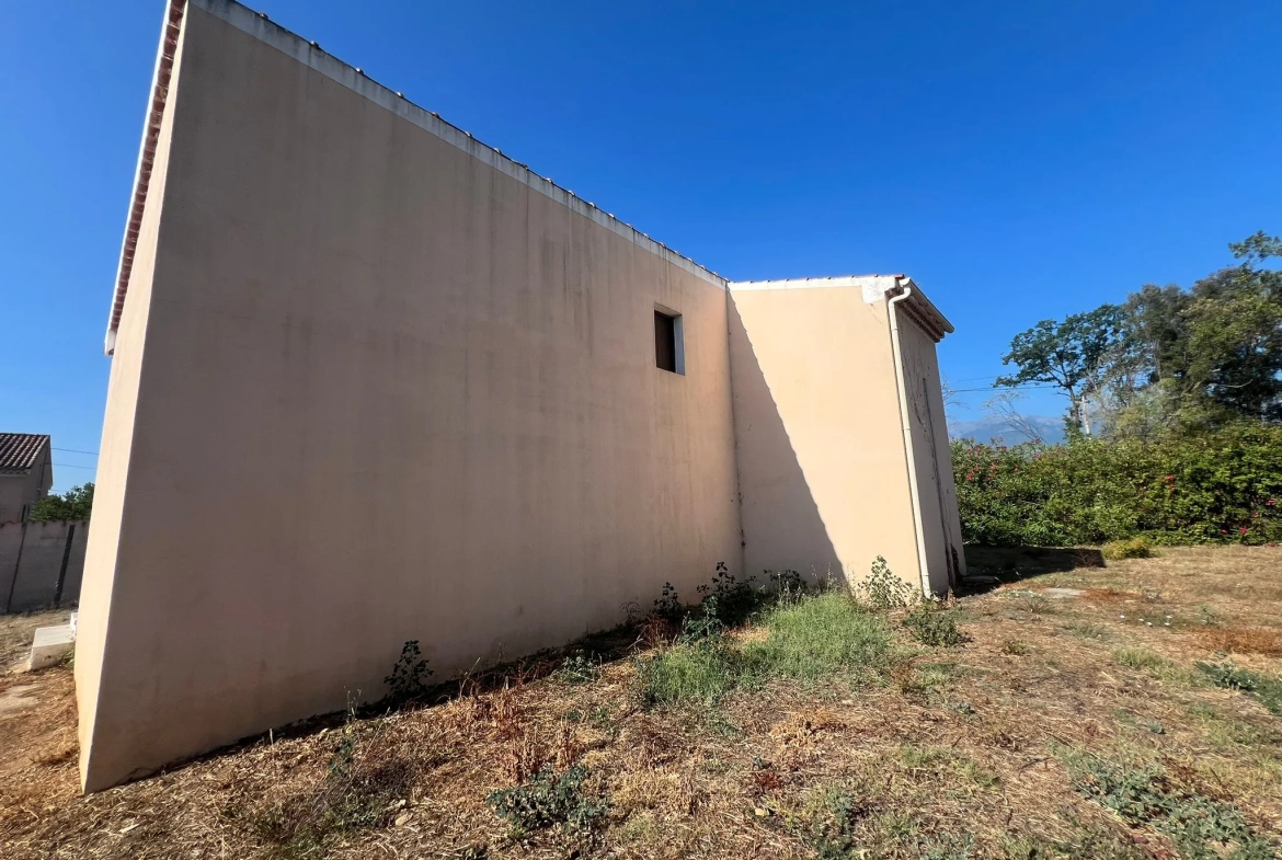 Maison à vendre à Morta – Terrain de 1200 m² avec potentiel d'agrandissement 