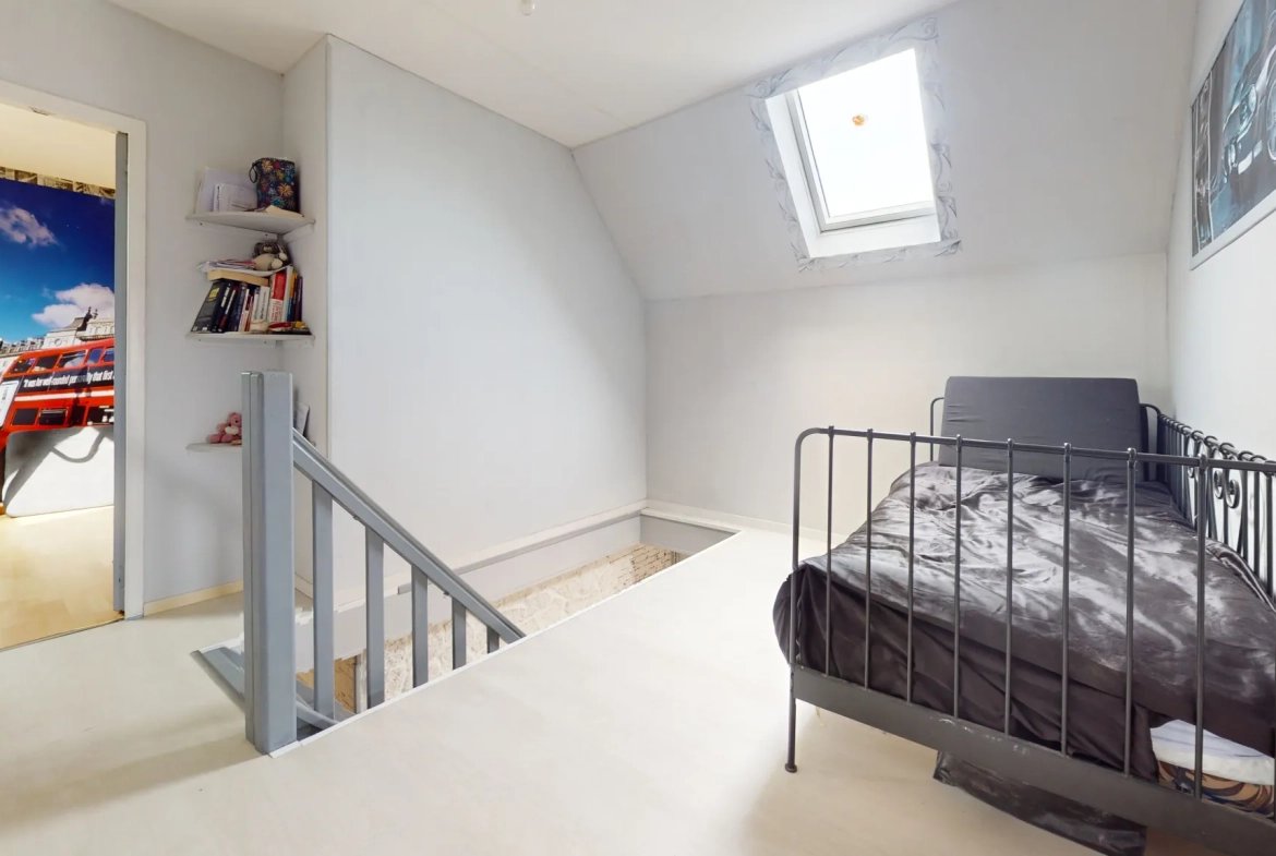 Maison avec piscine de 118 m² à Saint-Symphorien-sur-Saône 
