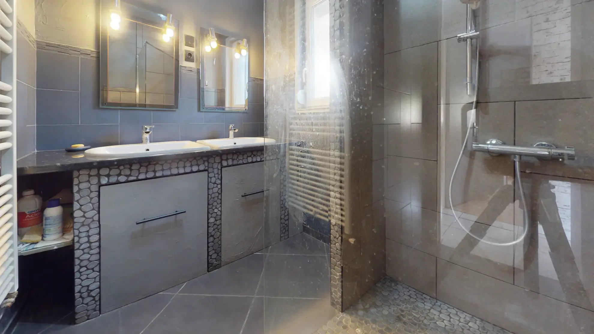 Maison avec piscine de 118 m² à Saint-Symphorien-sur-Saône 