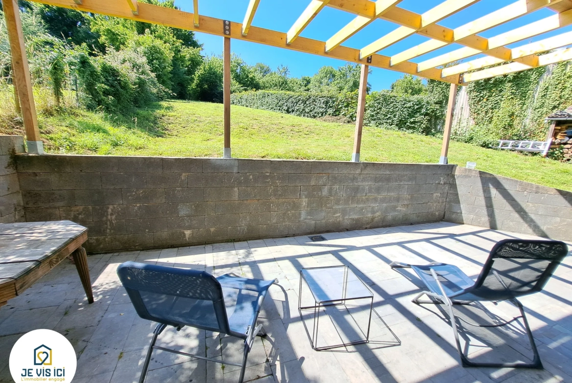 Maison individuelle à Boubers-sur-Canche avec vue dégagée et jardin ensoleillé 