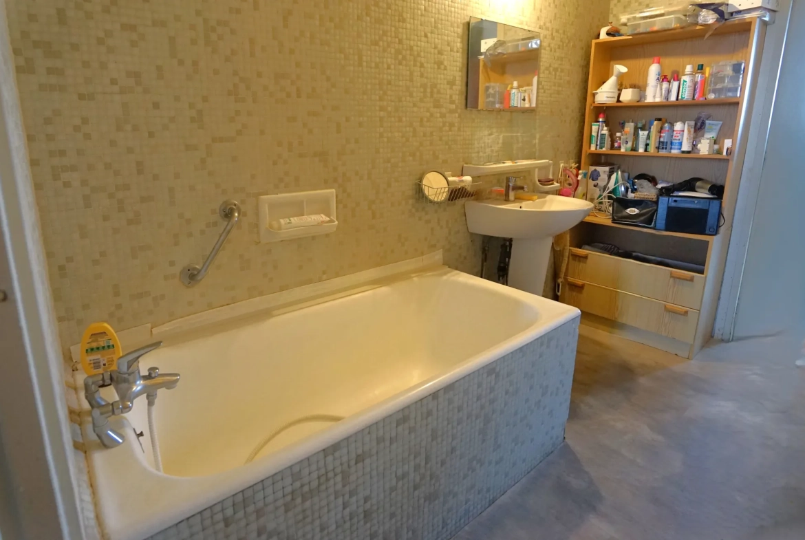 Investir dans un appartement T3 loué à Lille Parc Saint-Maur, 97,86 m² 