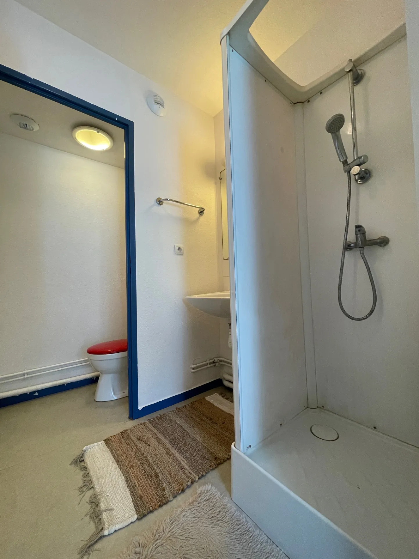 Studio de 26 m² à Amiens avec parking, idéal investissement 