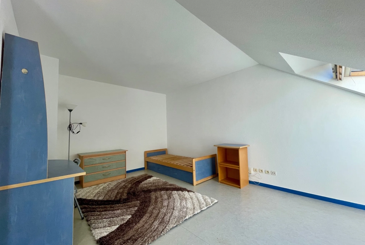 Studio de 26 m² à Amiens avec parking, idéal investissement 