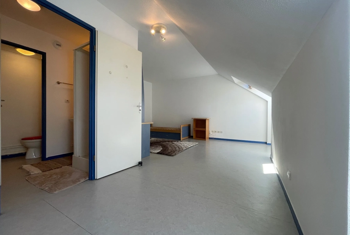 Studio de 26 m² à Amiens avec parking, idéal investissement 