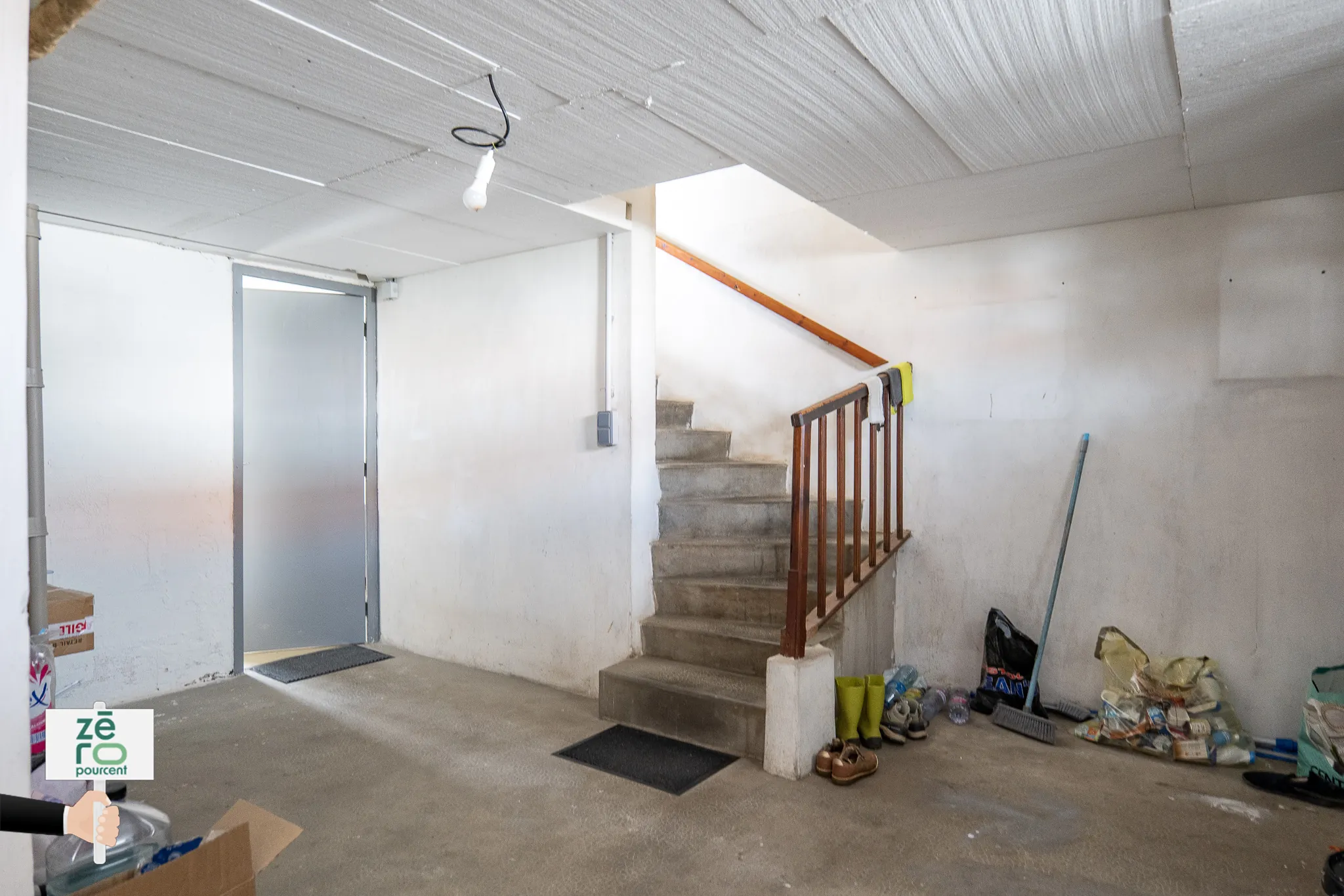 Maison à Luçon avec sous-sol complet, 4 chambres, terrain clos, prêt à emménager 