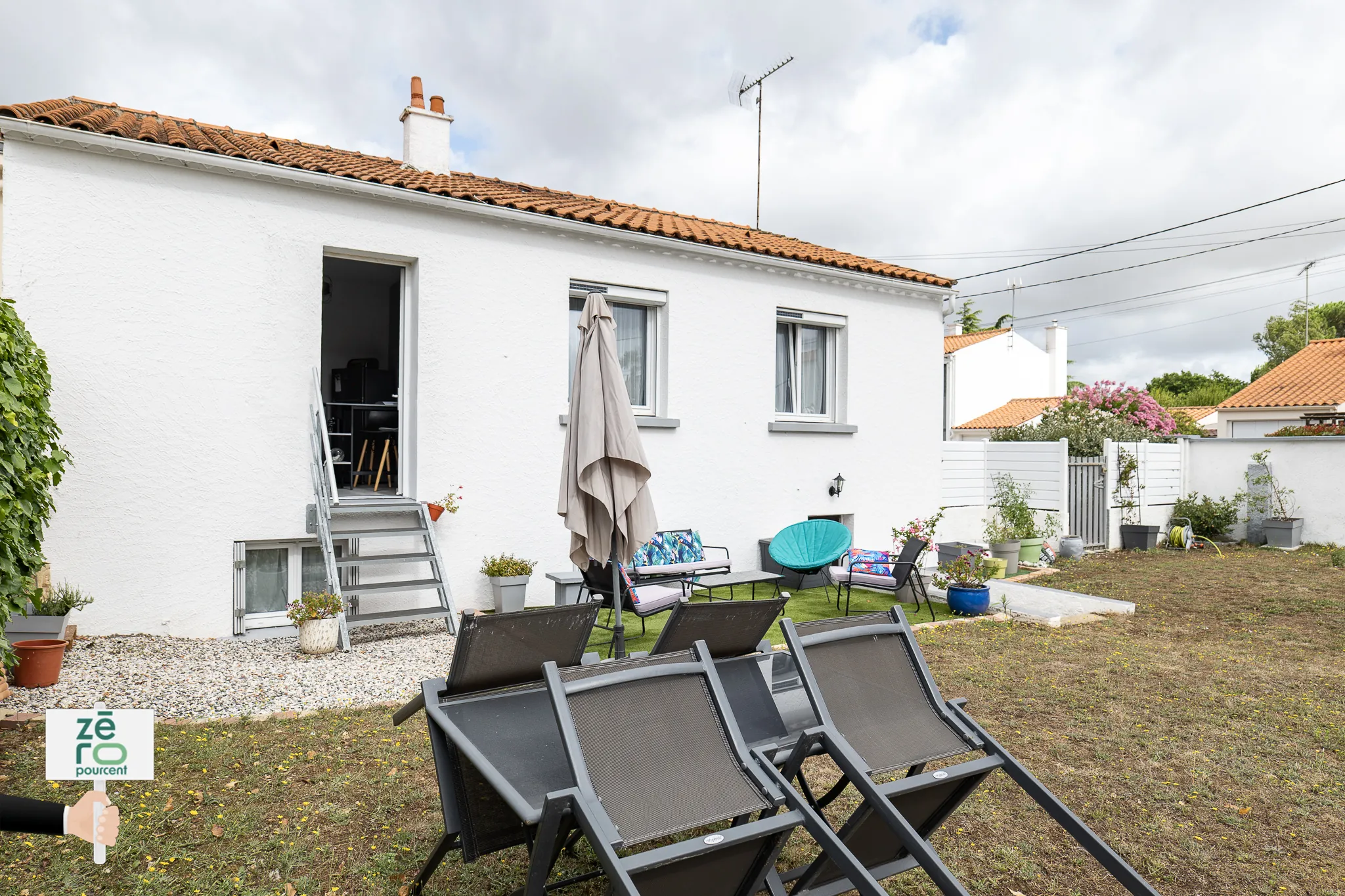 Maison à Luçon avec sous-sol complet, 4 chambres, terrain clos, prêt à emménager 