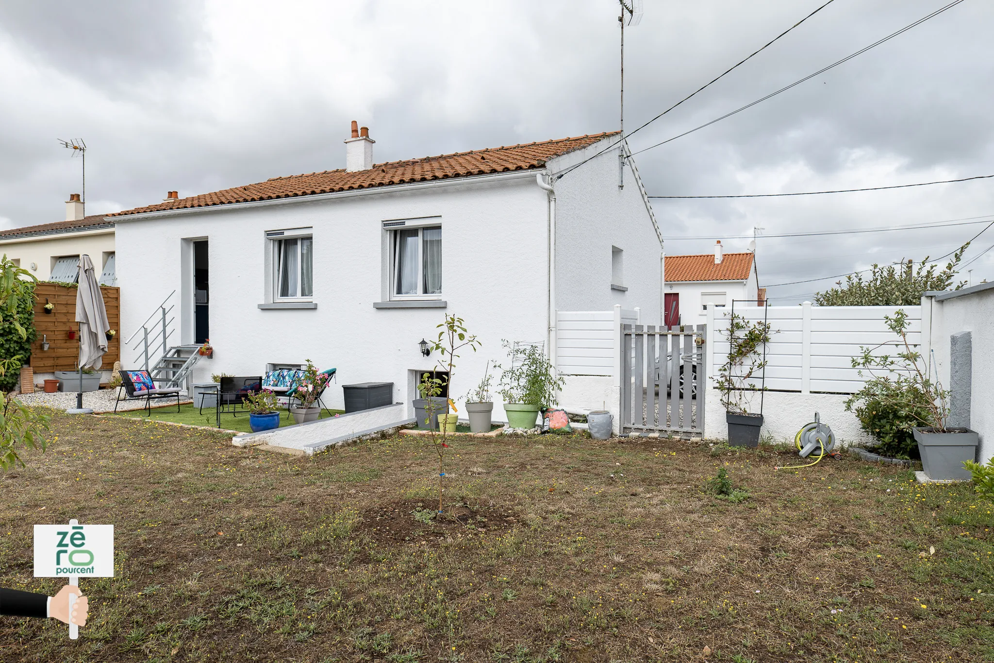 Maison à Luçon avec sous-sol complet, 4 chambres, terrain clos, prêt à emménager 