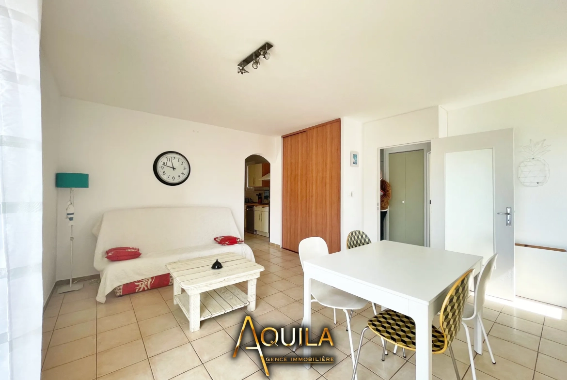 Appartement 2 chambres avec terrasse et barbecue à Valras-Plage 
