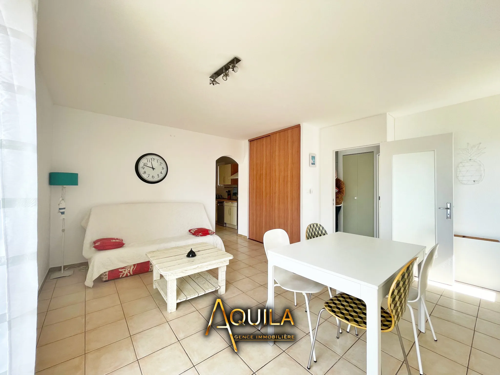 Appartement 2 chambres avec terrasse et barbecue à Valras-Plage 