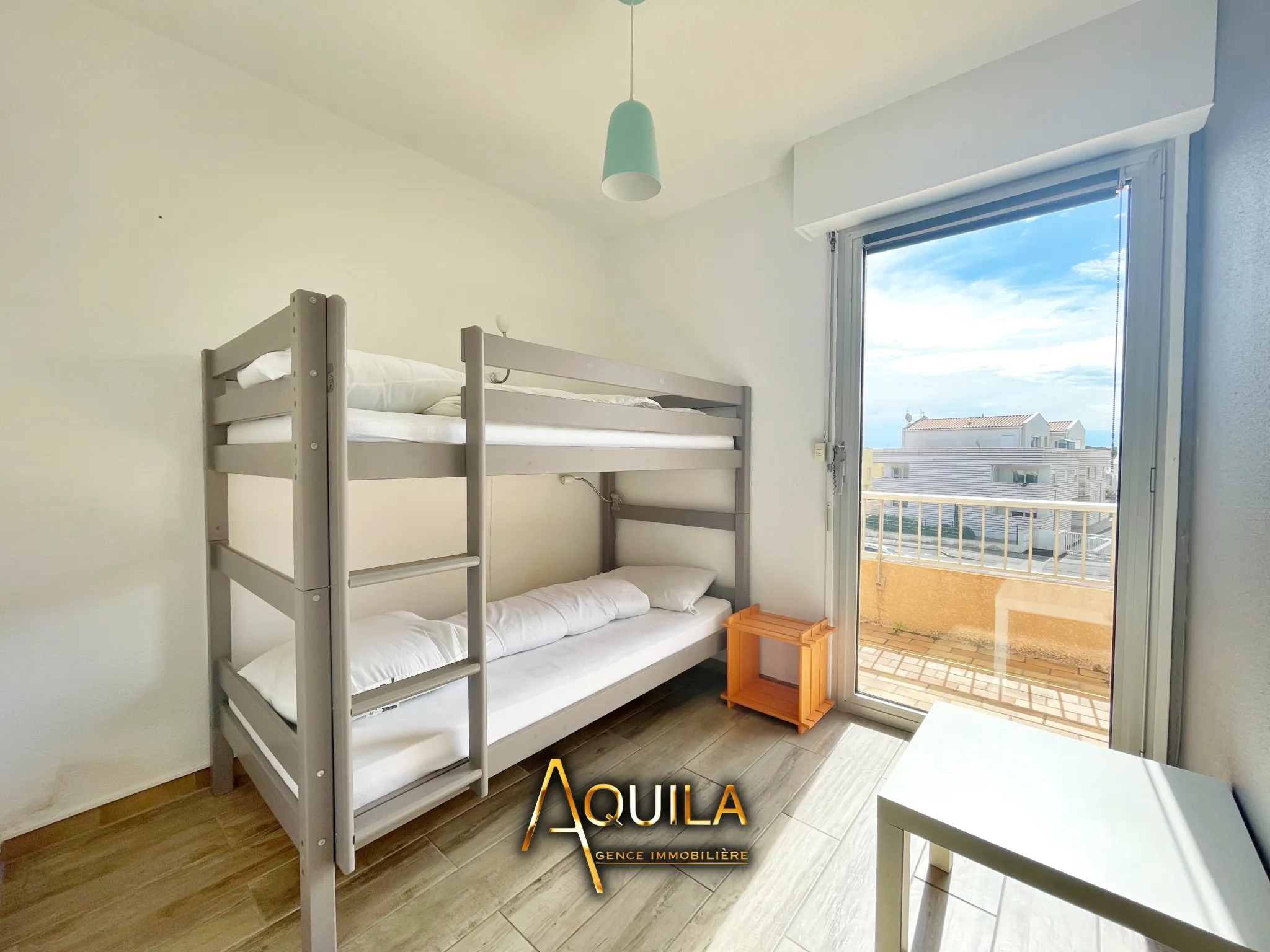 Appartement 2 chambres avec terrasse et barbecue à Valras-Plage 