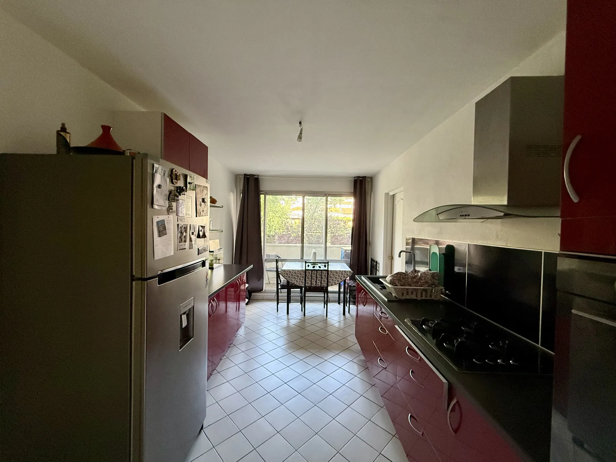 Appartement F5 lumineux avec 4 balcons à Saint-Étienne Bergson 