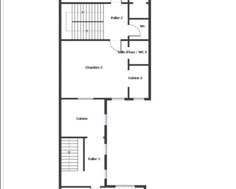 Grande maison de ville de 219m² à Bagneres de Bigorre avec potentiel de rénovation 