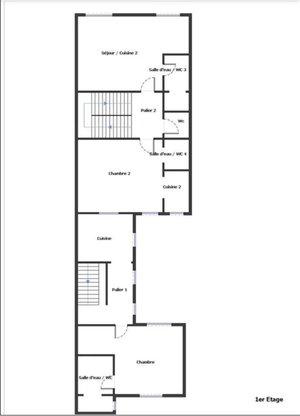 Grande maison de ville de 219m² à Bagneres de Bigorre avec potentiel de rénovation 