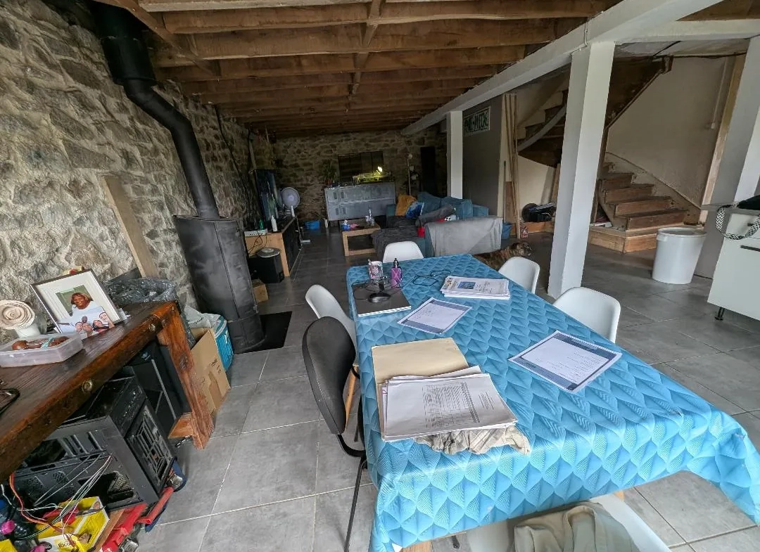 Maison familiale avec jardin de 1200 m² dans un environnement calme – 4 chambres 