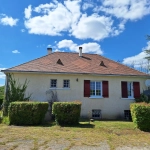 Belle maison familiale de 170 m² avec piscine et grand hangar à Bourdeilles