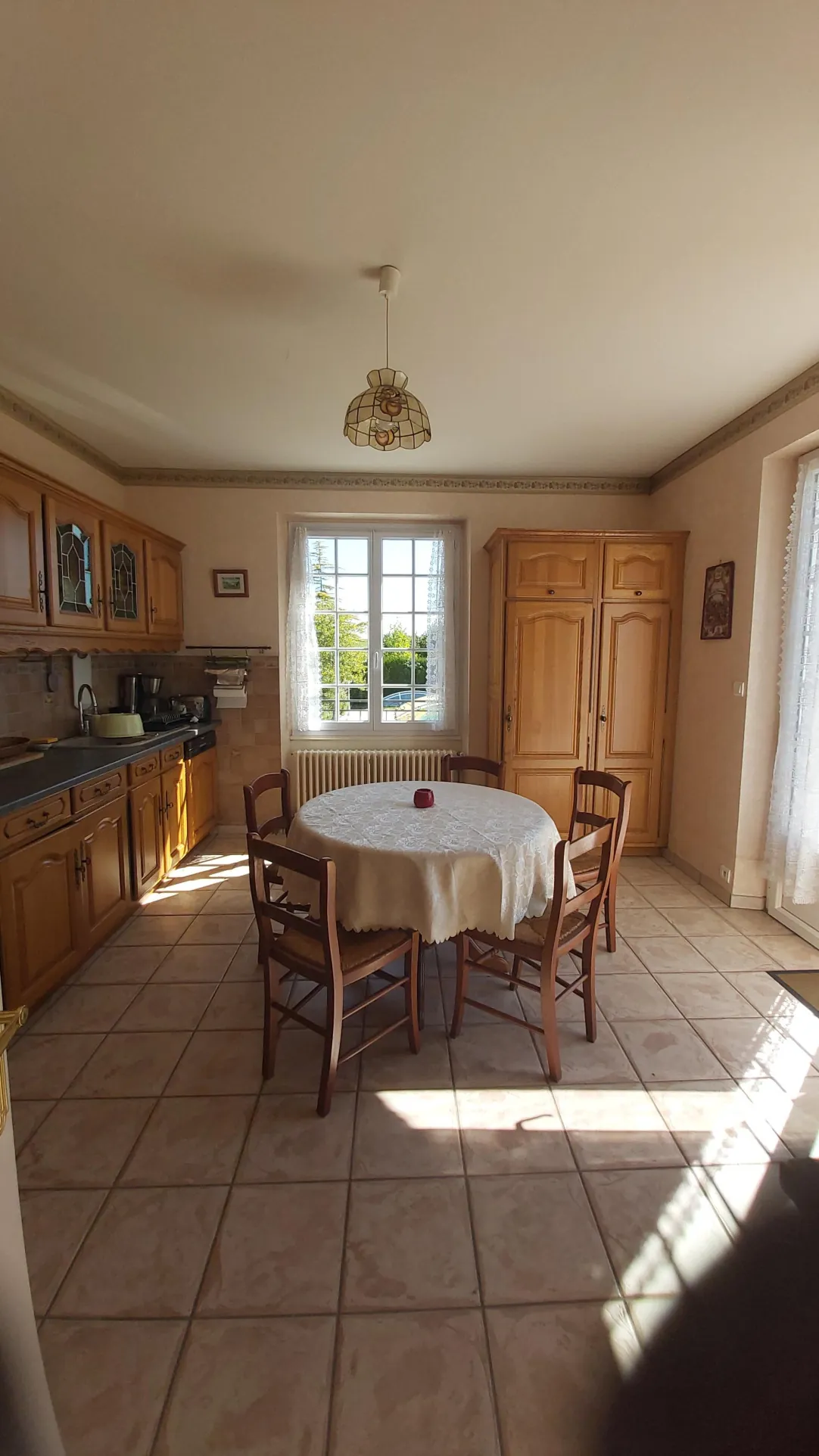 Belle maison familiale de 170 m² avec piscine et grand hangar à Bourdeilles 