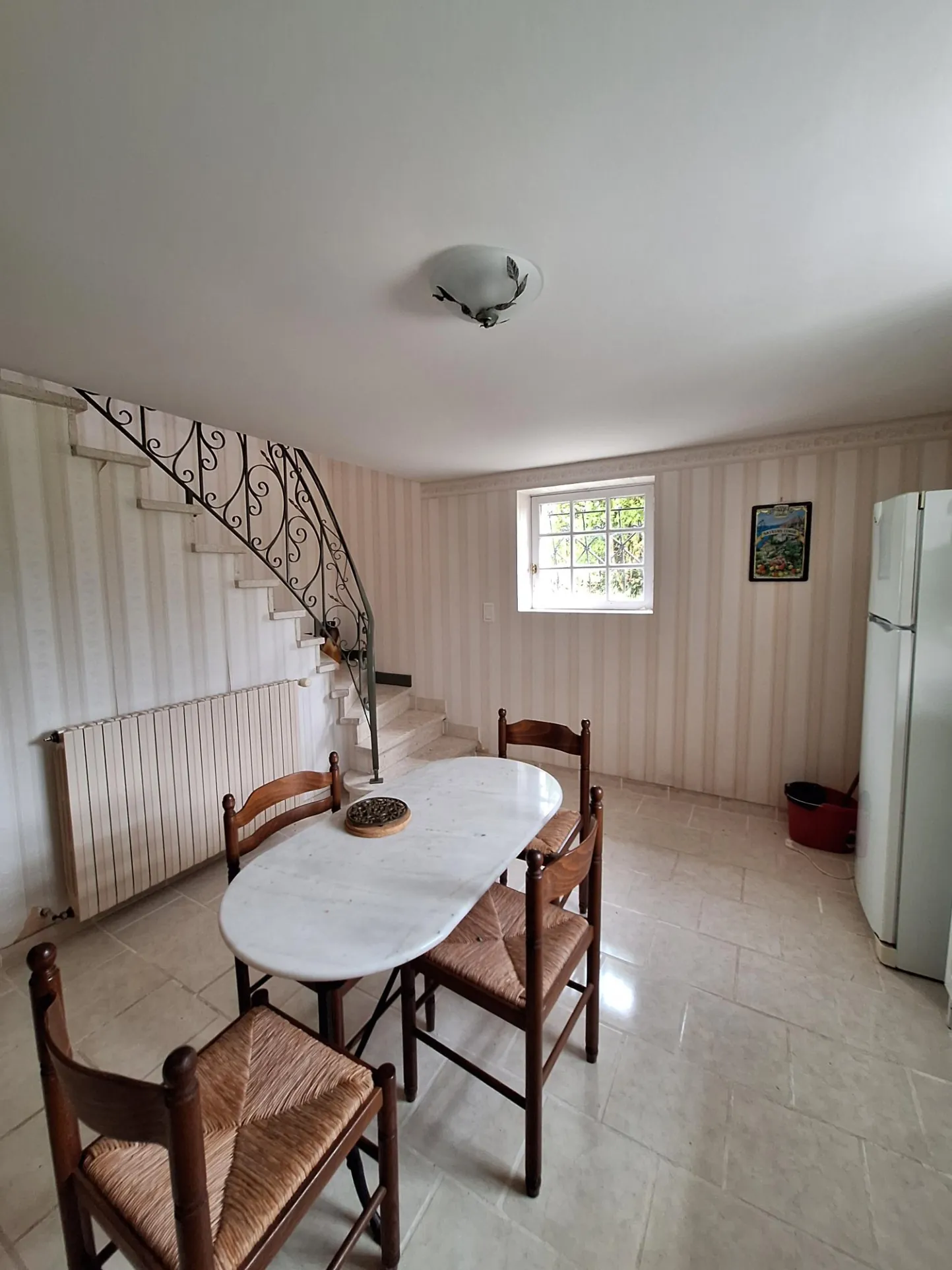 Belle maison familiale de 170 m² avec piscine et grand hangar à Bourdeilles 