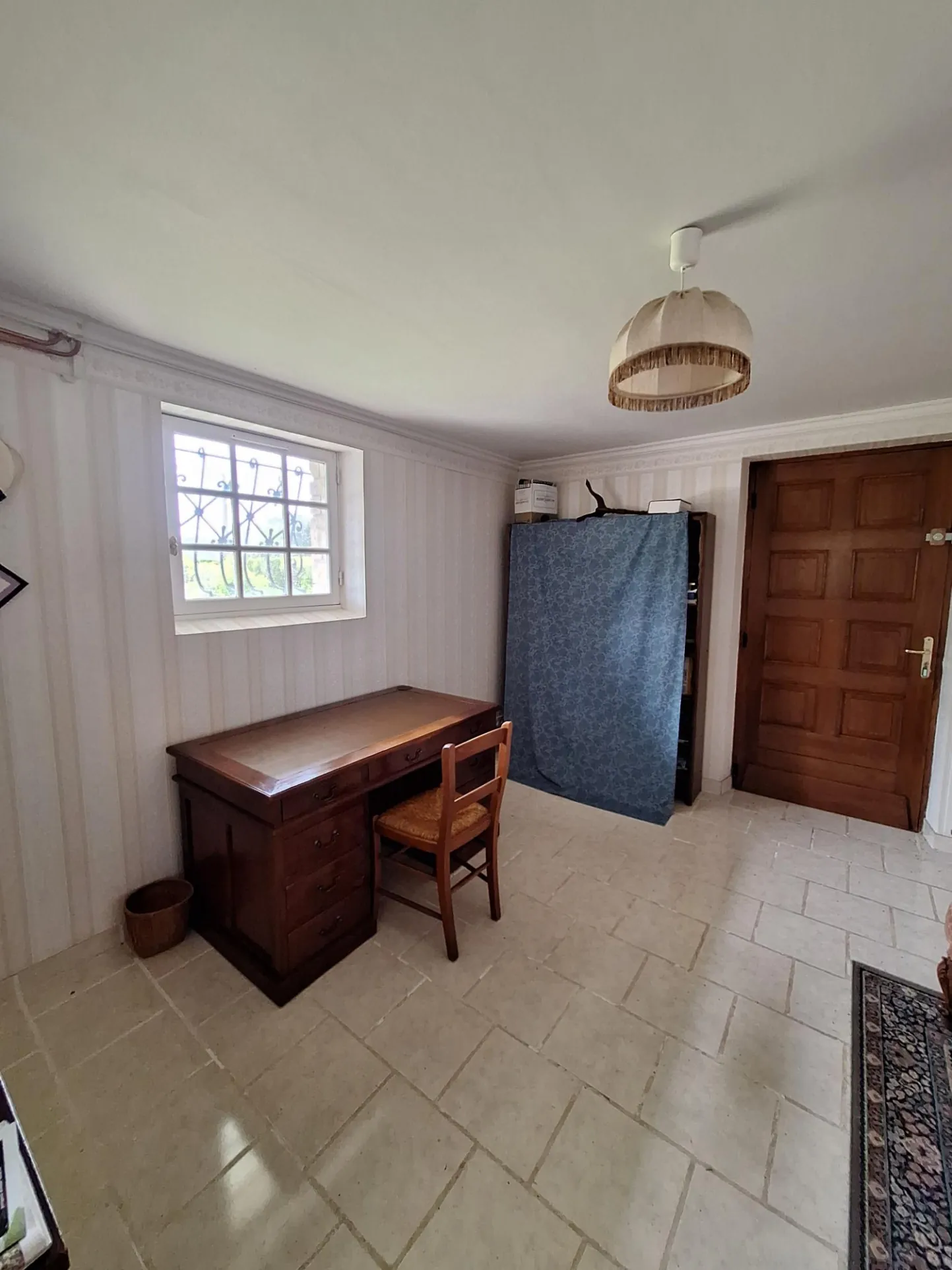 Belle maison familiale de 170 m² avec piscine et grand hangar à Bourdeilles 