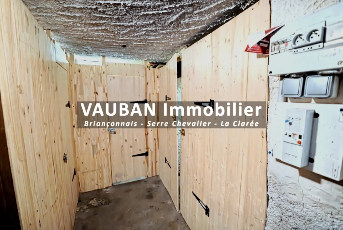 Appartement T2 à vendre à Briançon, vue sur fortifications Vauban, 31,44 m² 