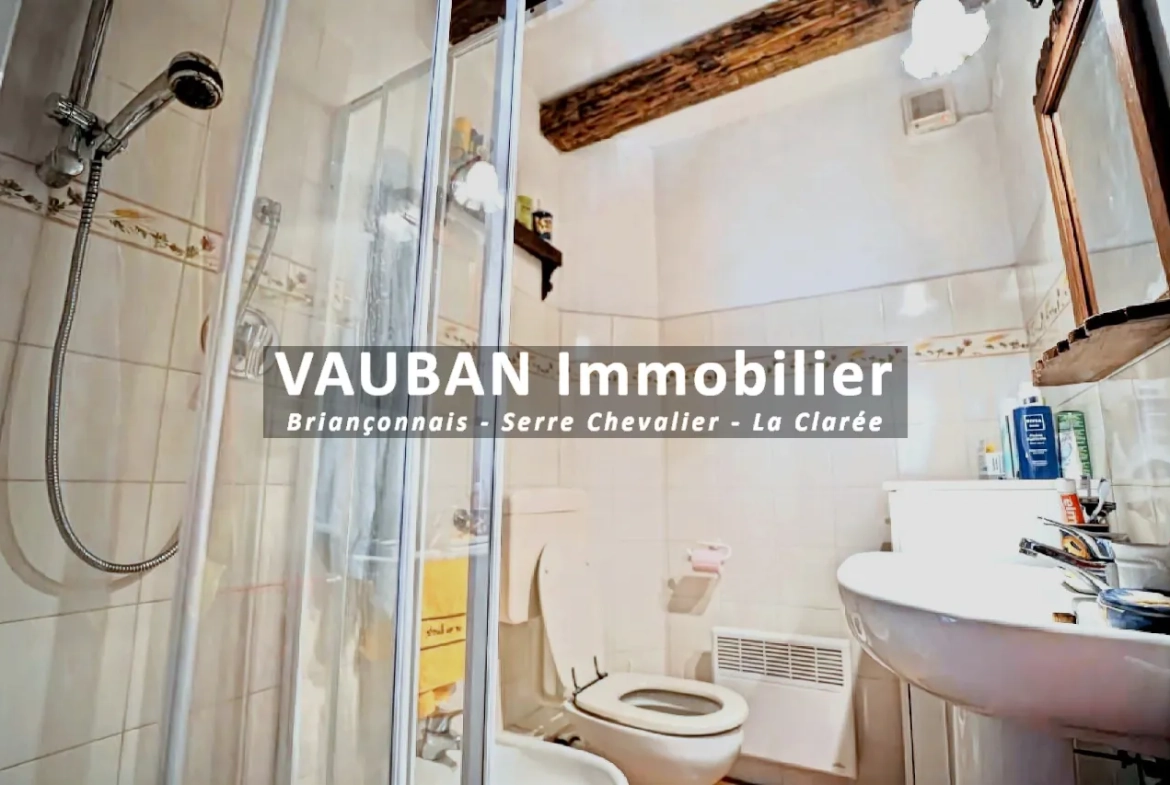 Appartement T2 à vendre à Briançon, vue sur fortifications Vauban, 31,44 m² 