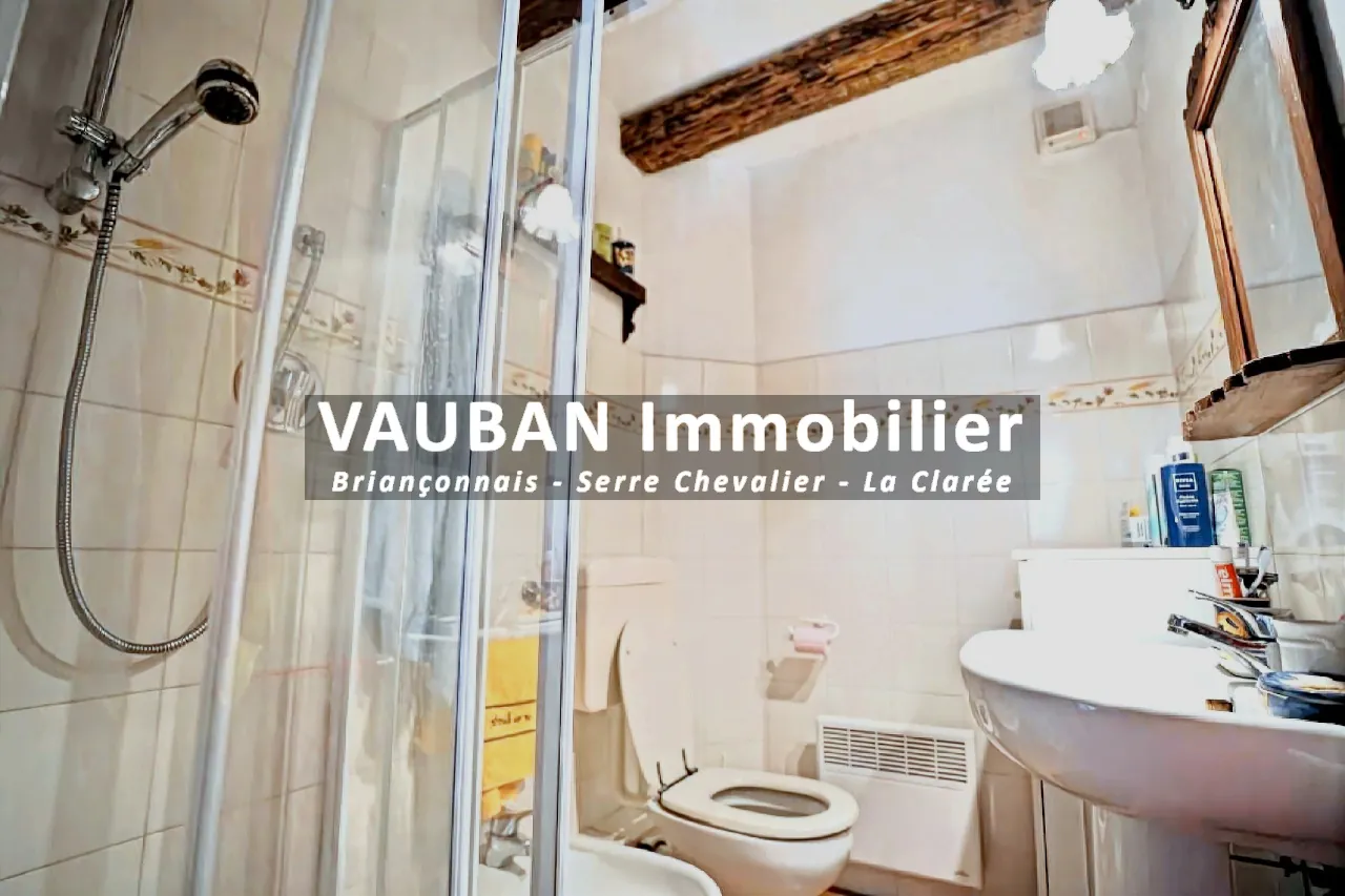 Appartement T2 à vendre à Briançon, vue sur fortifications Vauban, 31,44 m² 