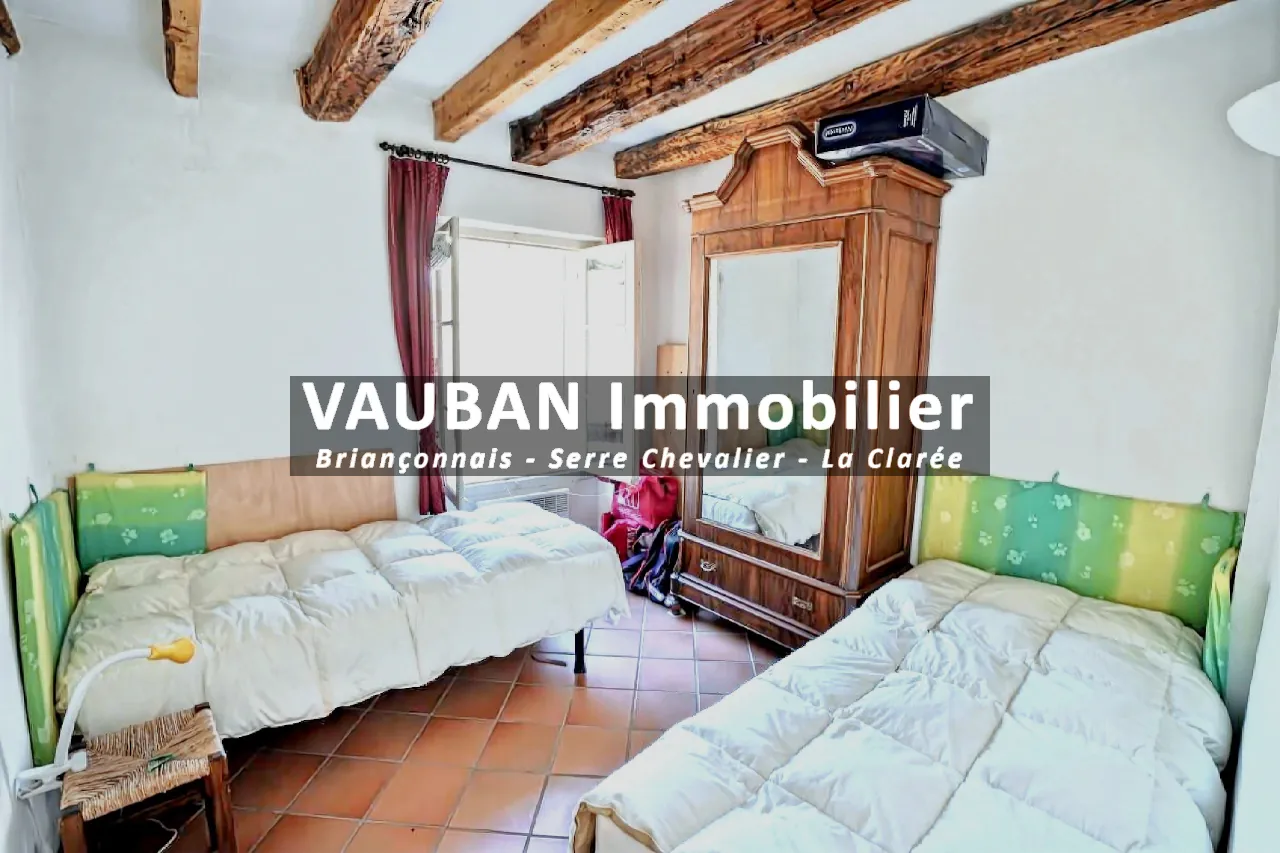 Appartement T2 à vendre à Briançon, vue sur fortifications Vauban, 31,44 m² 