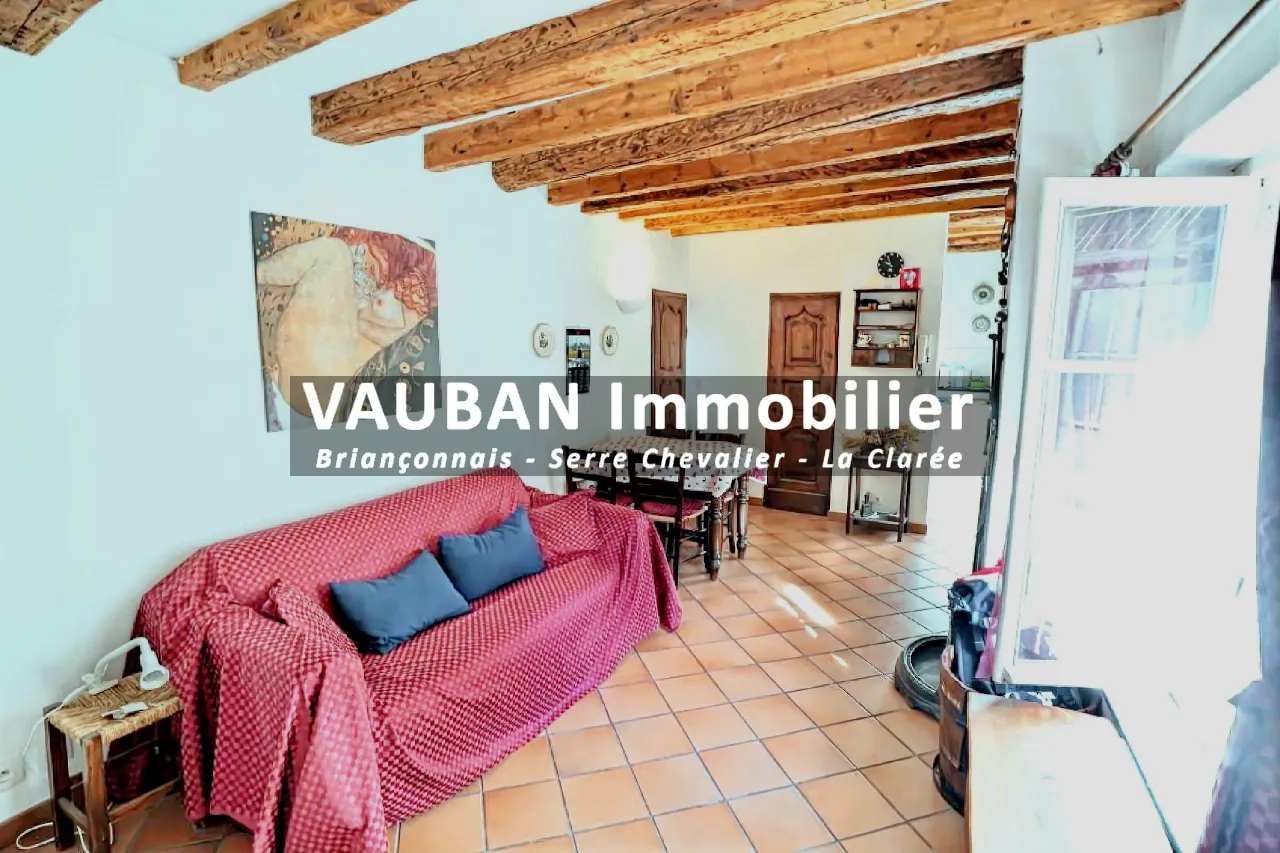 Appartement T2 à vendre à Briançon, vue sur fortifications Vauban, 31,44 m² 