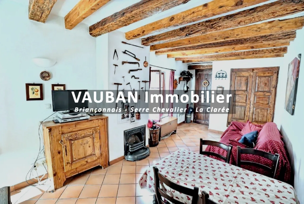 Appartement T2 à vendre à Briançon, vue sur fortifications Vauban, 31,44 m² 