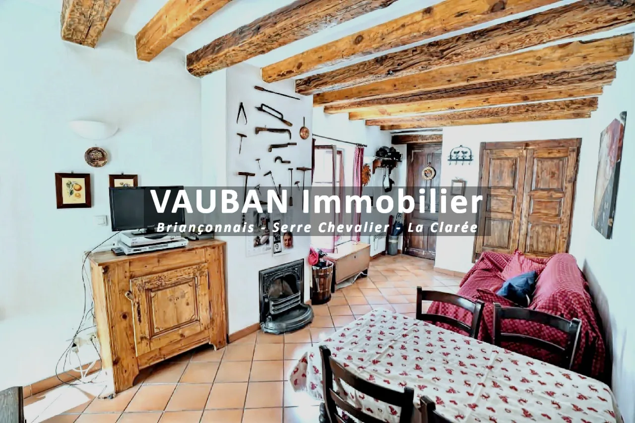 Appartement T2 à vendre à Briançon, vue sur fortifications Vauban, 31,44 m² 