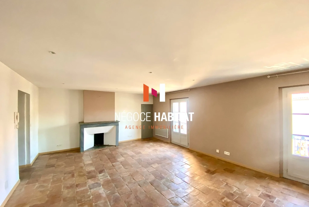 Appartement T3 rénové de 79 m² à Canet, proche centre-ville et commerces 