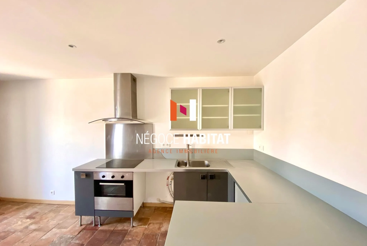 Appartement T3 rénové de 79 m² à Canet, proche centre-ville et commerces 