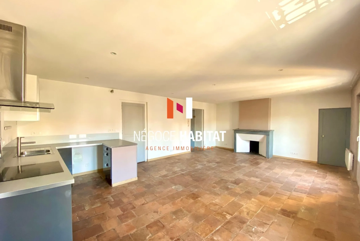 Appartement T3 rénové de 79 m² à Canet, proche centre-ville et commerces 
