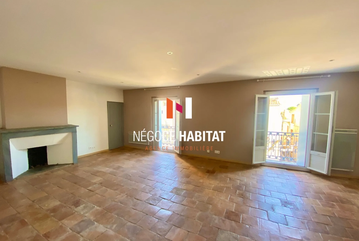 Appartement T3 rénové de 79 m² à Canet, proche centre-ville et commerces 
