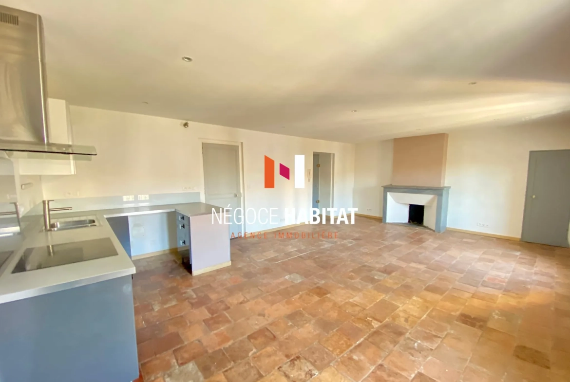 Appartement T3 rénové de 79 m² à Canet, proche centre-ville et commerces 