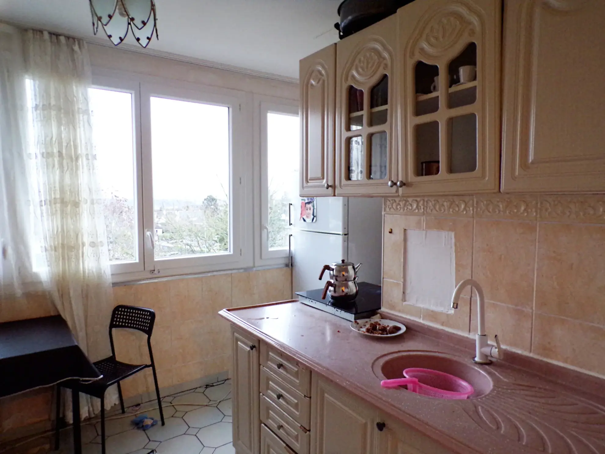 Appartement T5 rénové à Evreux, proche commodités et transport 
