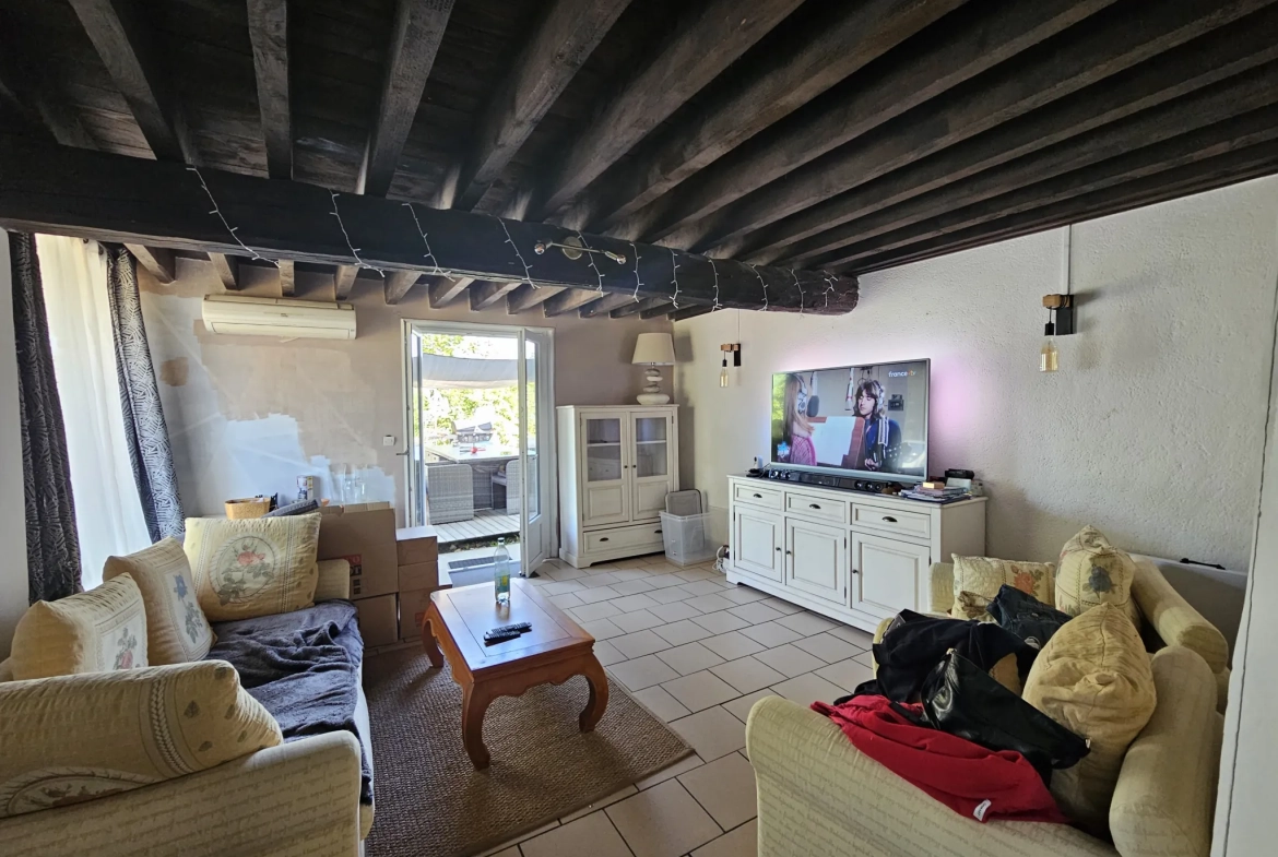 Maison normande rénovée avec jardin entre Cormeilles et Bernay 
