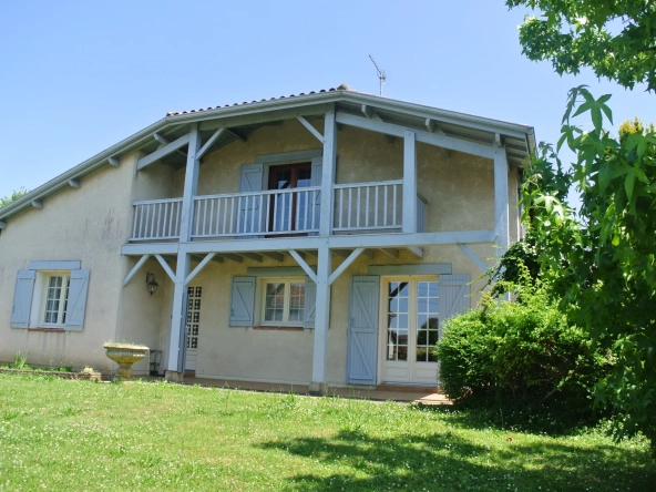 Maison landaise avec 4 chambres et garage à Marmande