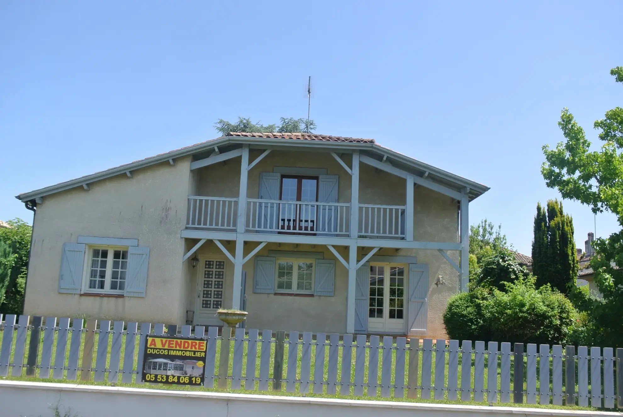 Maison landaise avec 4 chambres et garage à Marmande 