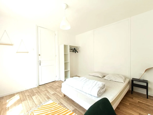 Maison d'investissement avec 5 chambres à Roubaix, forte rentabilité et location clé en main