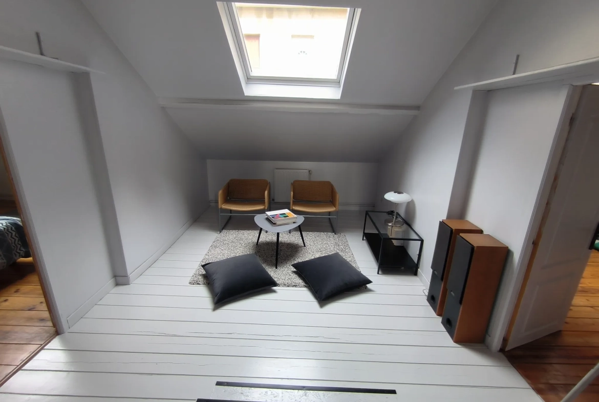 Magnifique appartement de 91 m² en centre-ville d'Elbeuf avec 2 chambres 