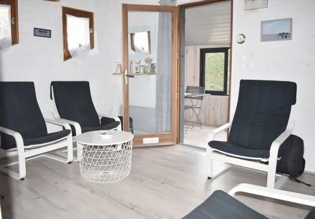 Charmant chalet en bois à 2 km de la plage d'Oléron avec jardin et mezzanine 