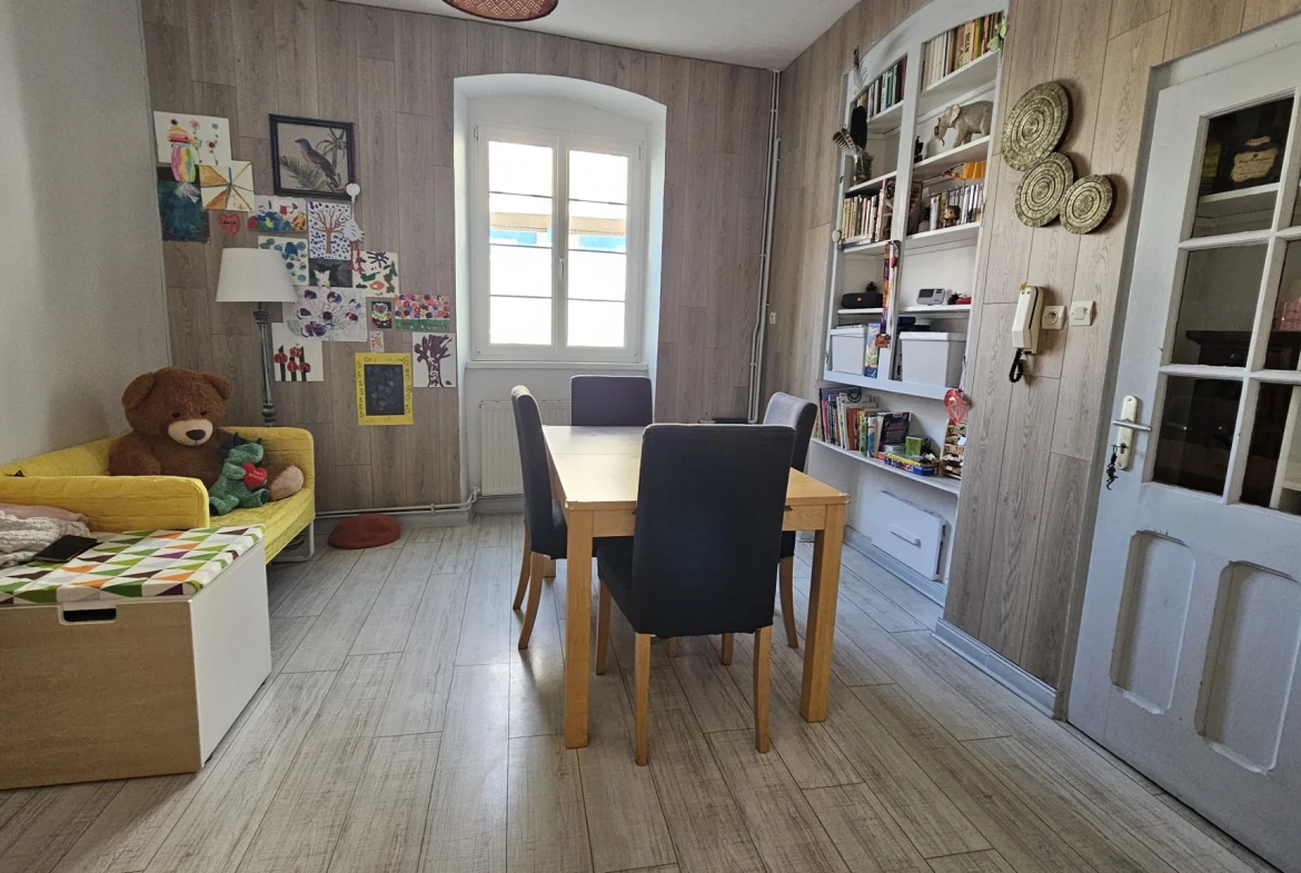 Charmante maison de ville de 94 m² à Molsheim en centre-ville 