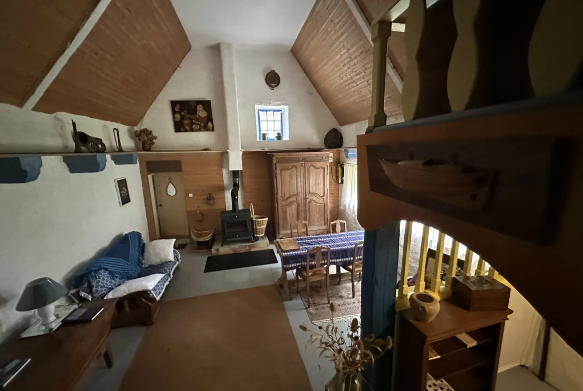 Ensemble immobilier de caractère à Quistinic avec potentiel et terrain spacieux 