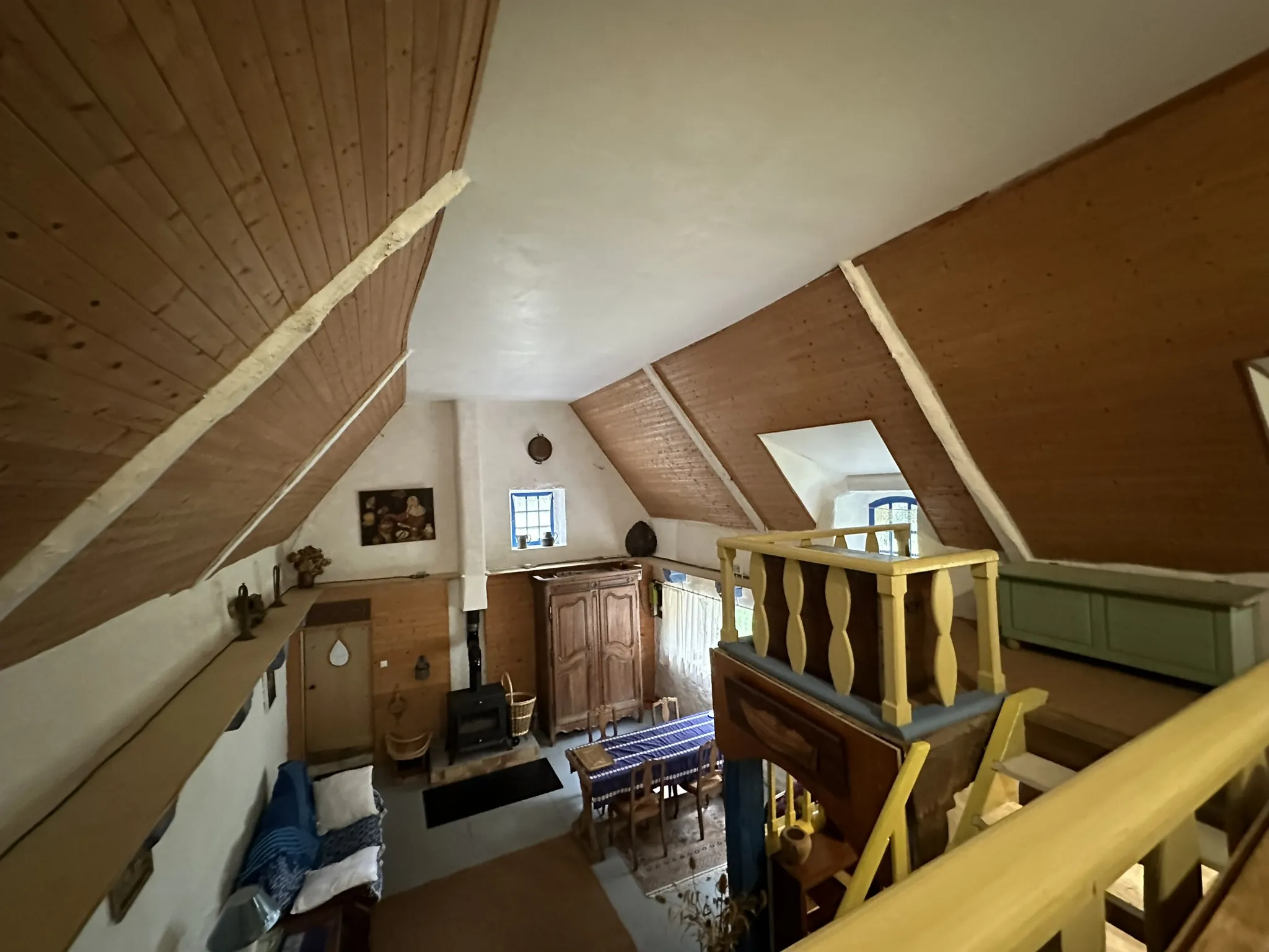 Ensemble immobilier de caractère à Quistinic avec potentiel et terrain spacieux 