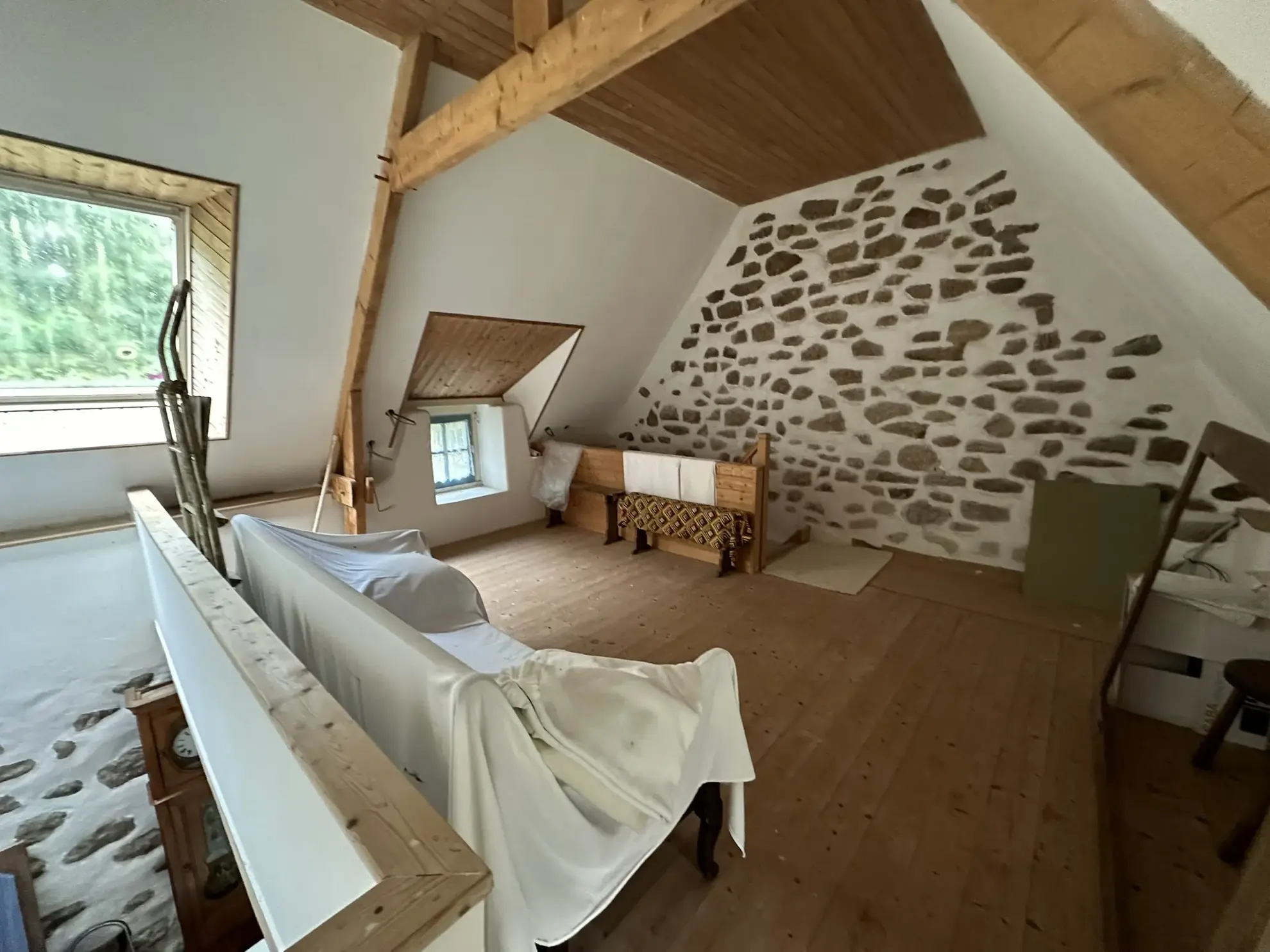 Ensemble immobilier de caractère à Quistinic avec potentiel et terrain spacieux 